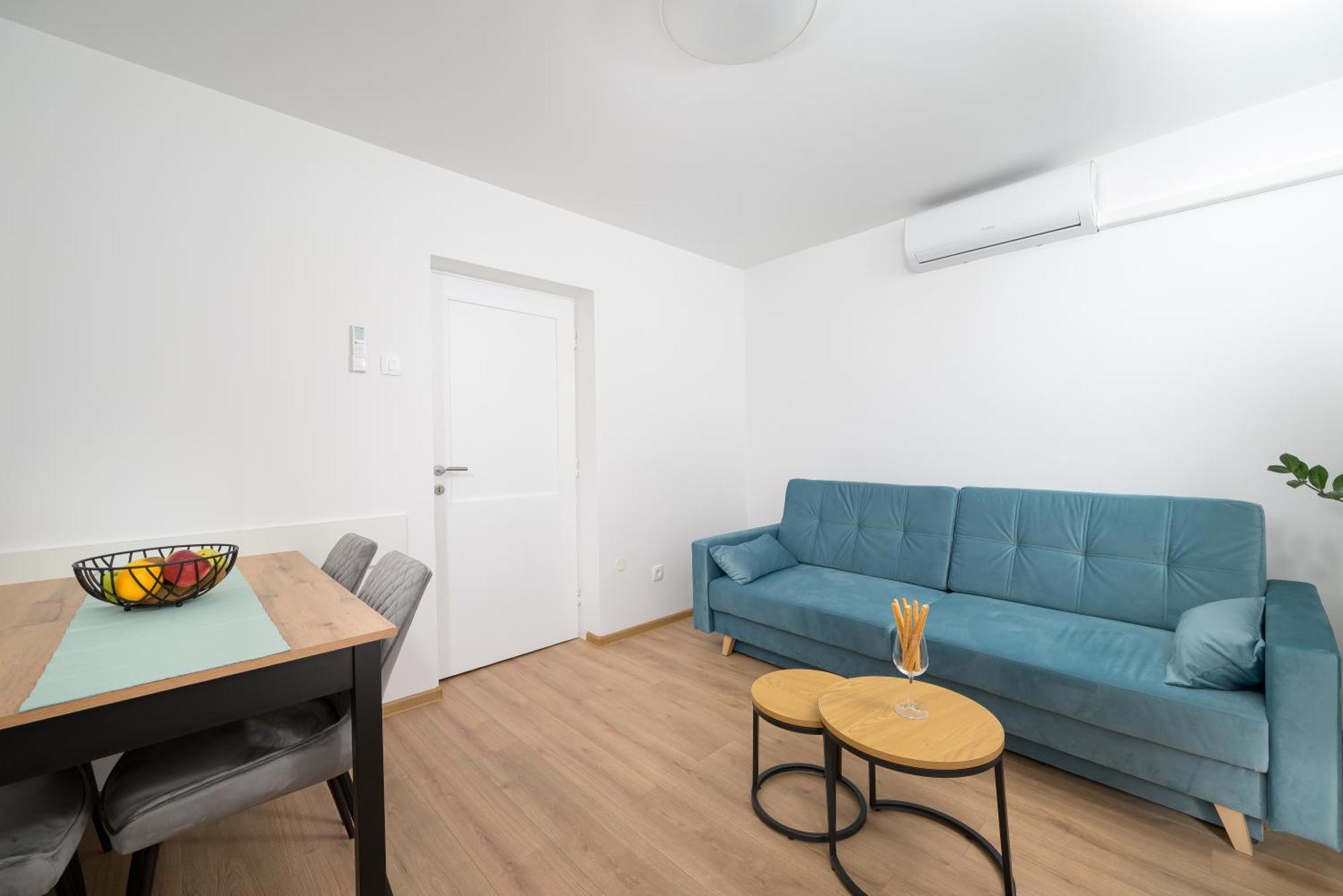 Apartment Pina Porec Bagian luar foto