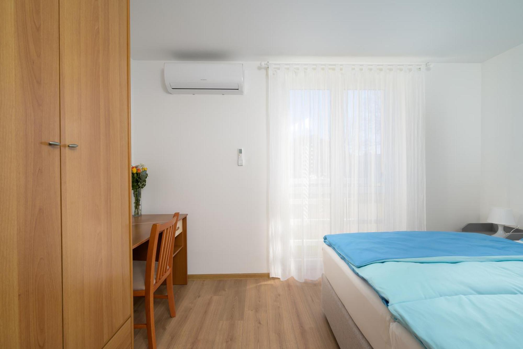 Apartment Pina Porec Bagian luar foto