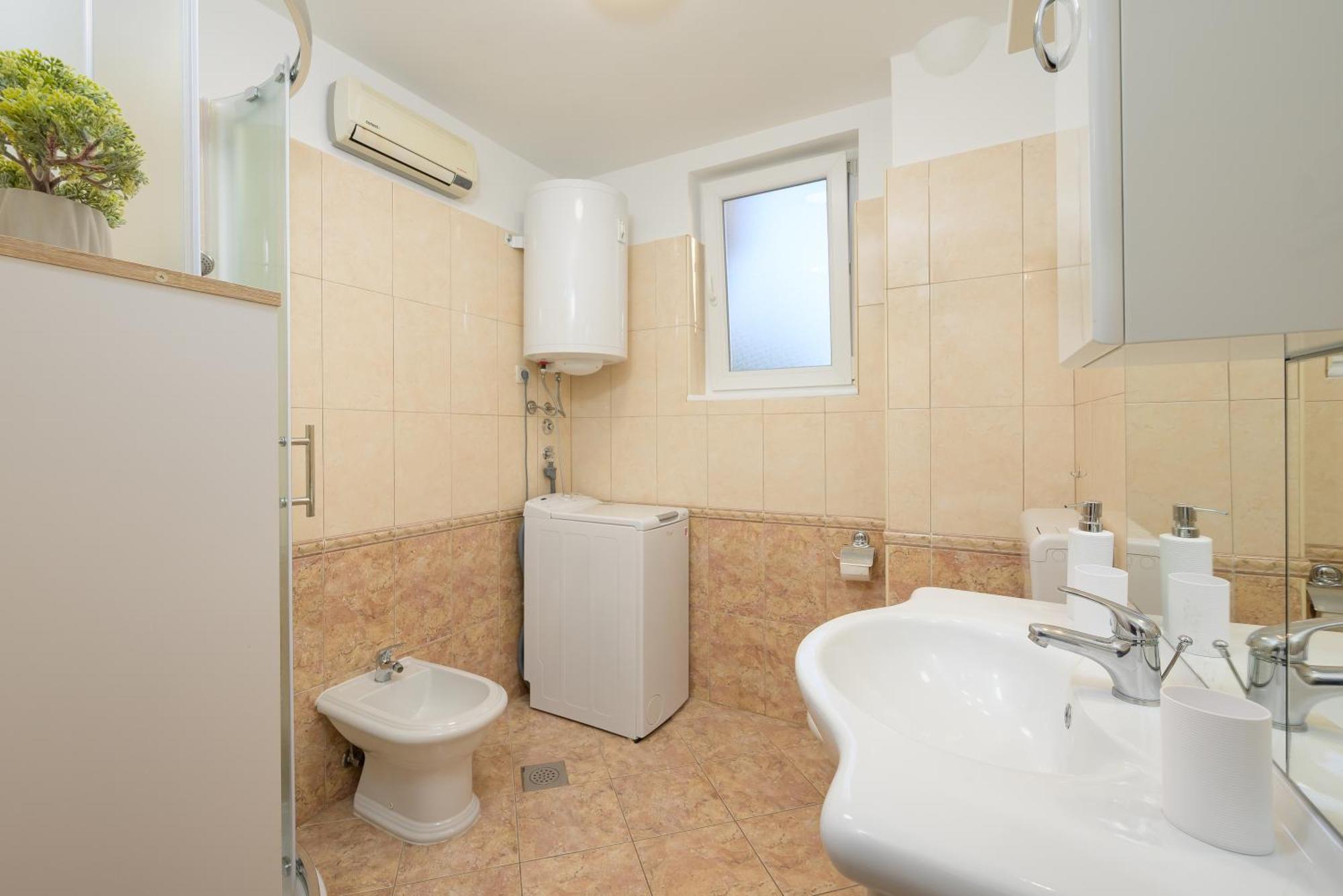 Apartment Pina Porec Bagian luar foto