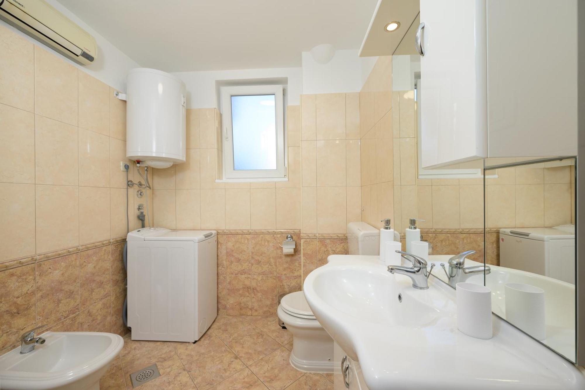 Apartment Pina Porec Bagian luar foto