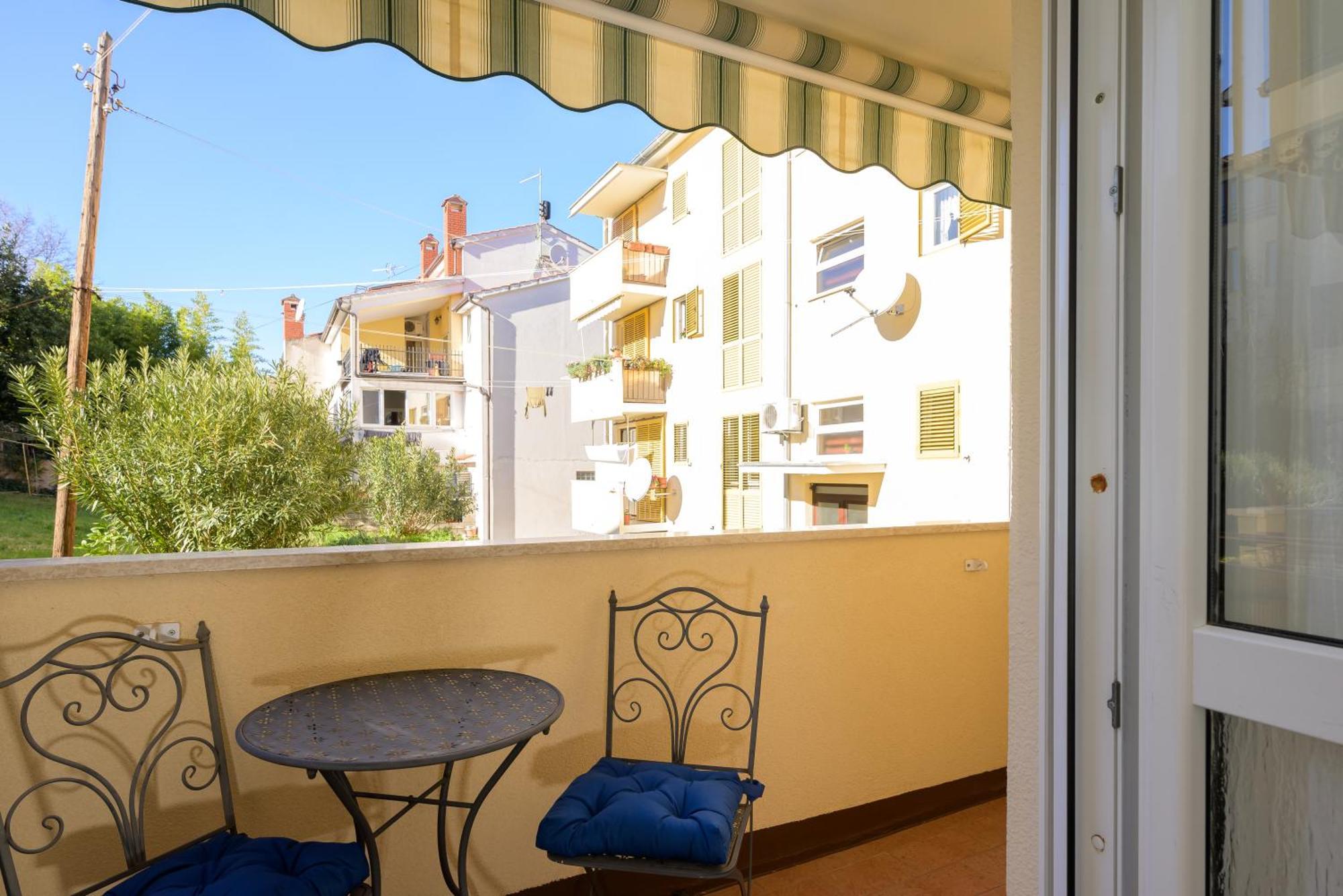 Apartment Pina Porec Bagian luar foto